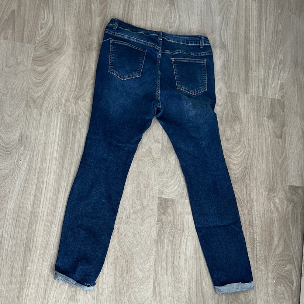 Distressed Blue Jeans - Picture 3 of 3